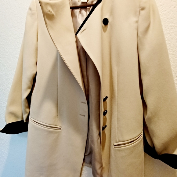 Vintage Haut de Gamme En Avance Blazer & Skirt - Picture 11 of 14